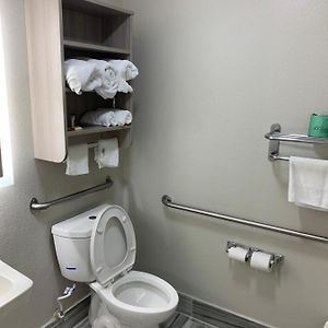 Queen Room Disability Access or Non-Smoking